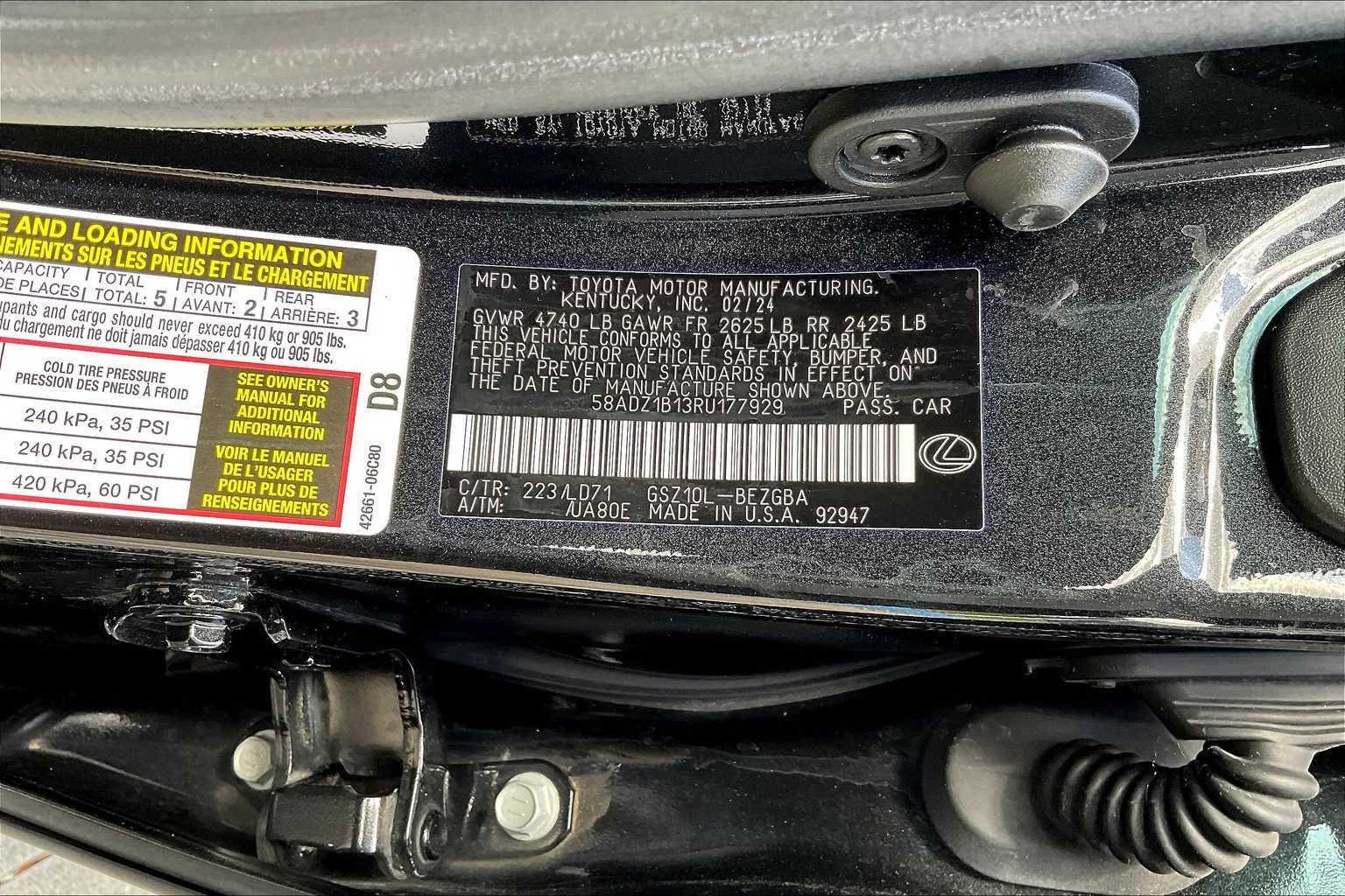 2024 Lexus ES  Caviar at Sterling McCall Lexus