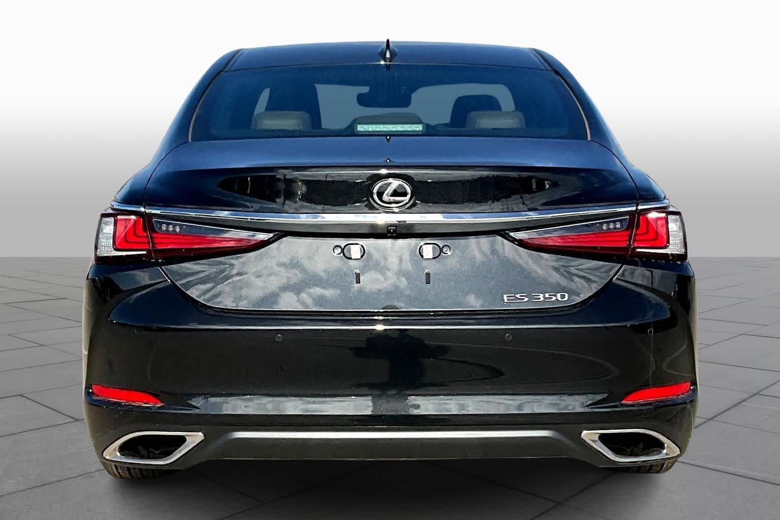 2025 Lexus ES  - 4