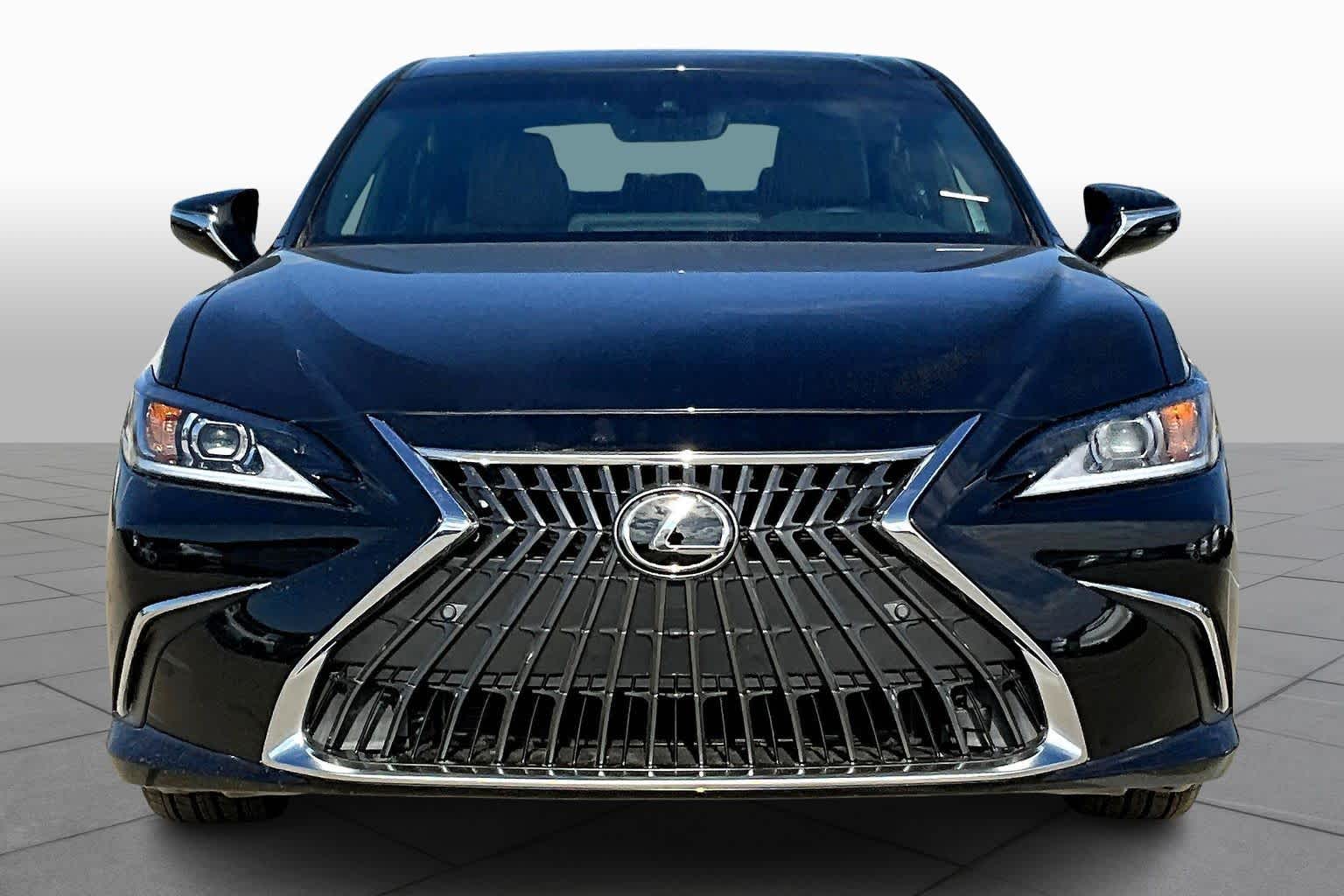 2025 Lexus ES  - 1