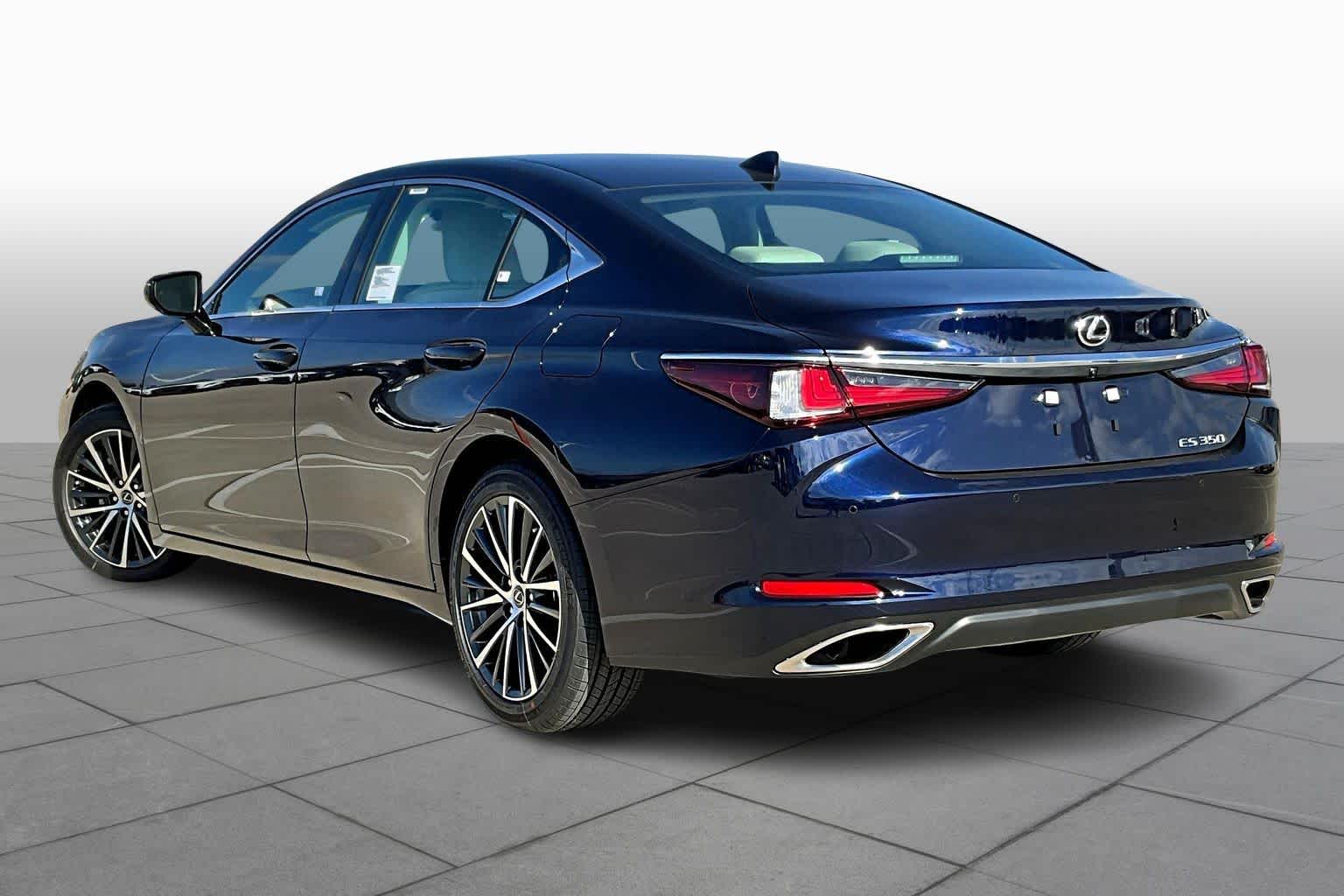 2025 Lexus ES  - 3