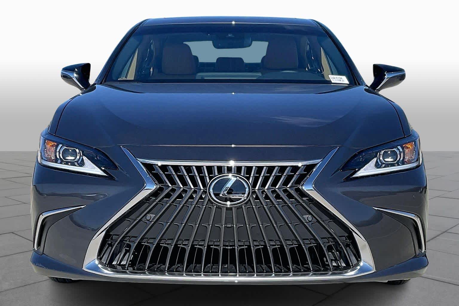2025 Lexus ES  - 1