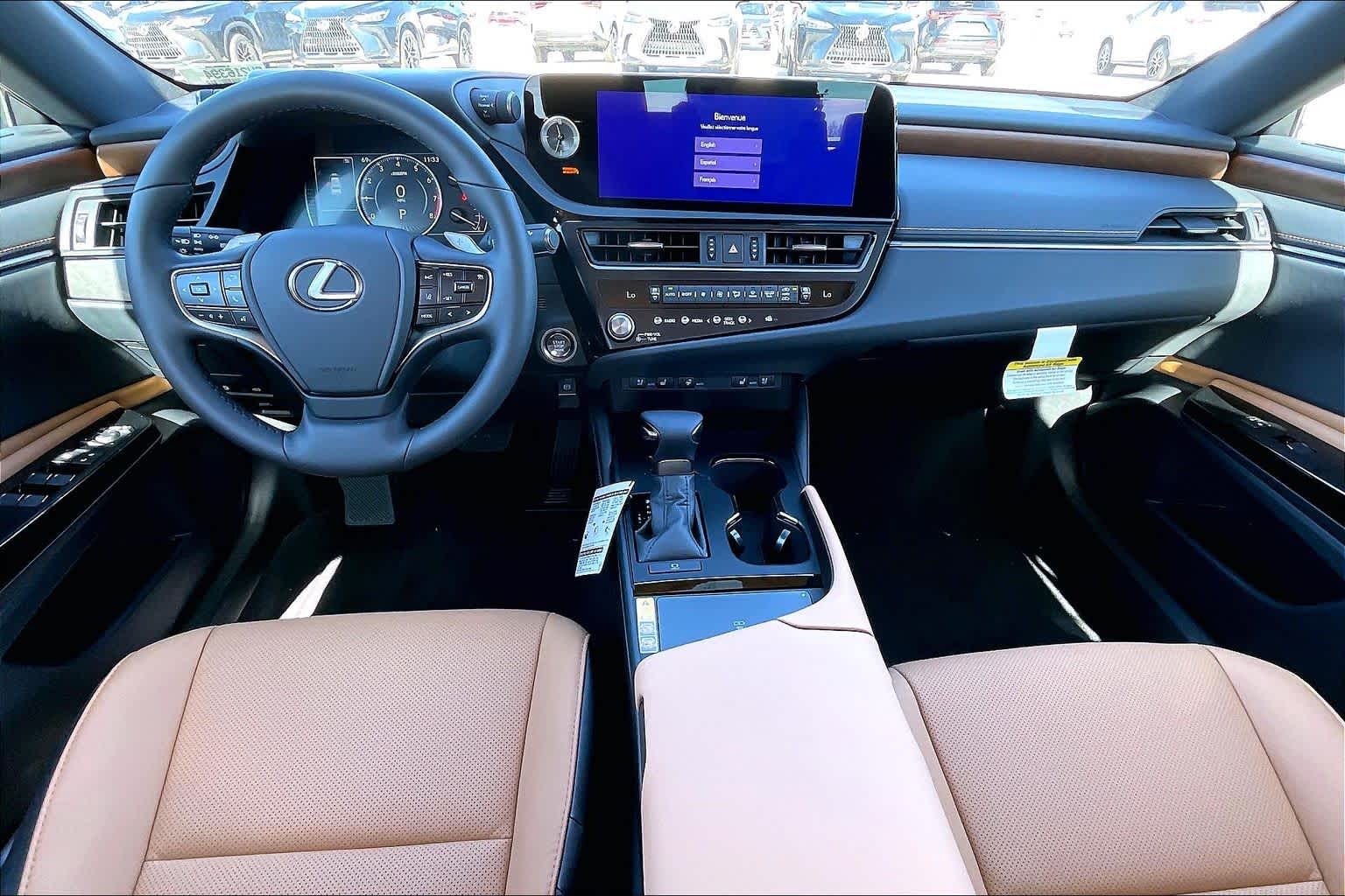 2025 Lexus ES  - 7