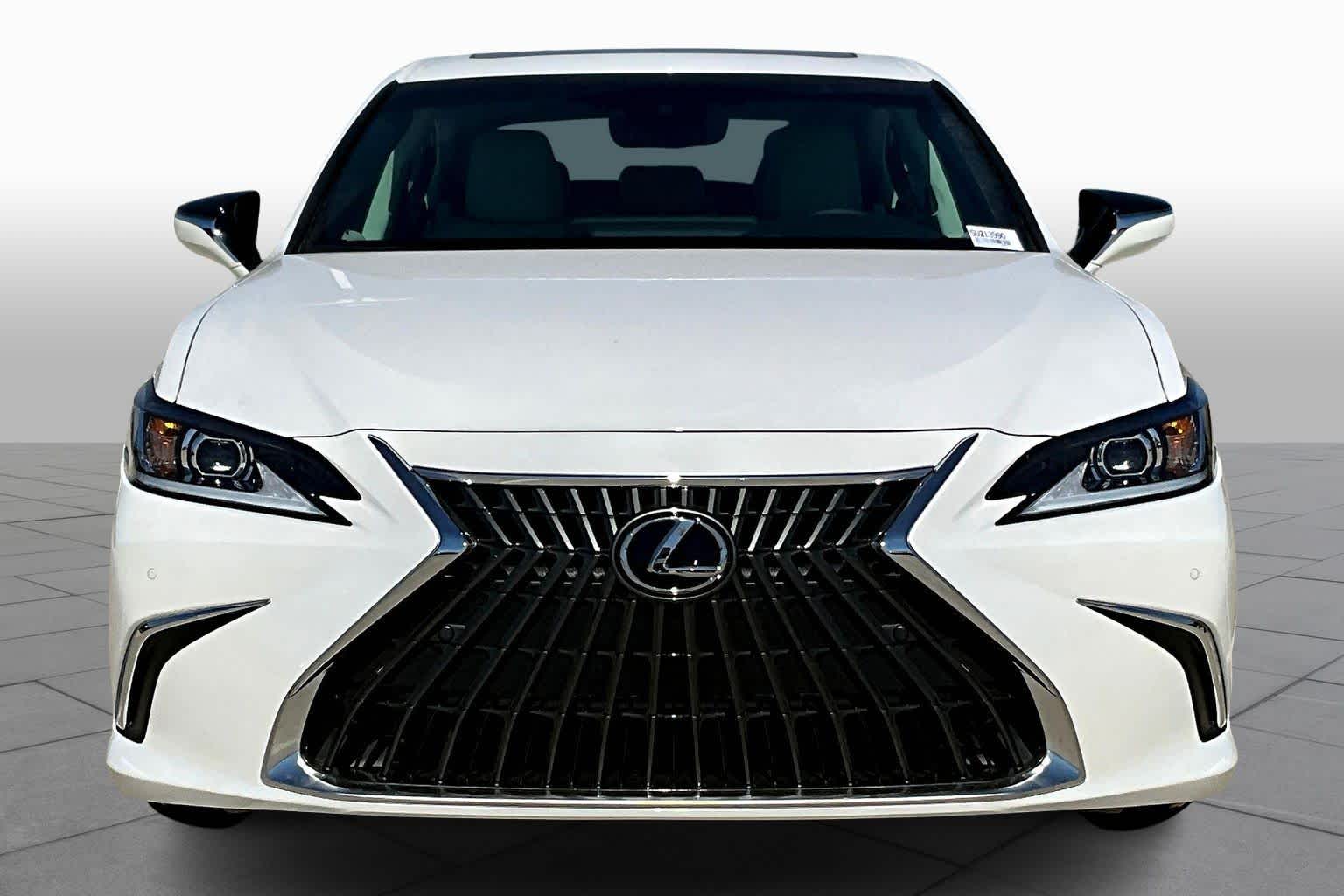2025 Lexus ES  - 1