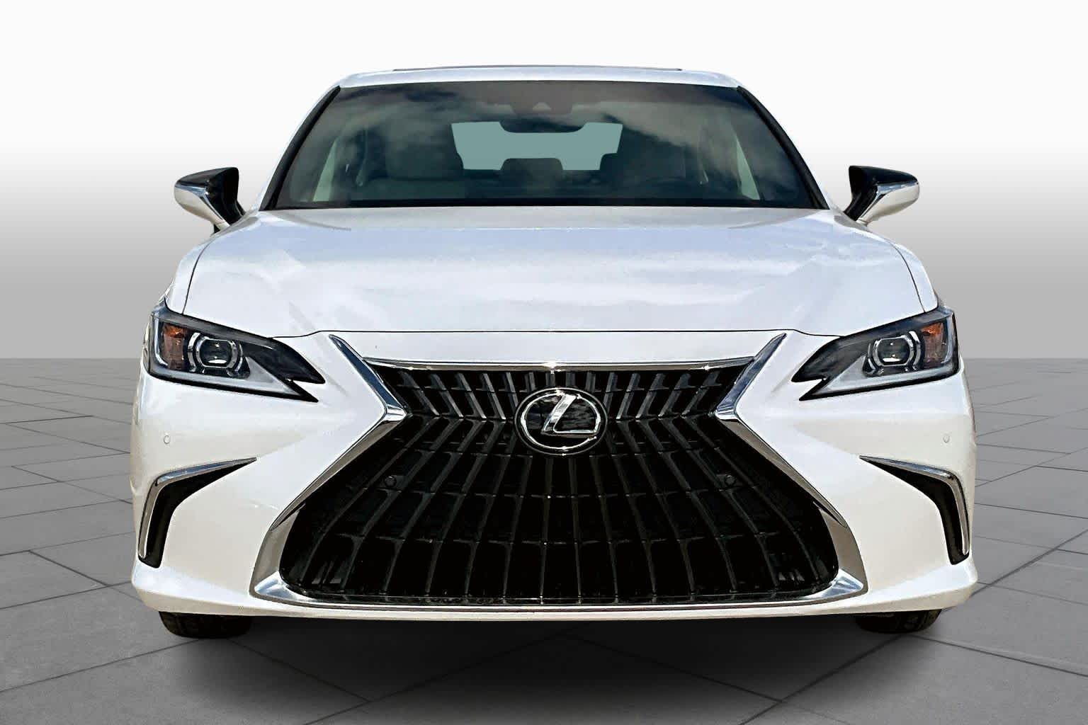 2025 Lexus ES  - 1