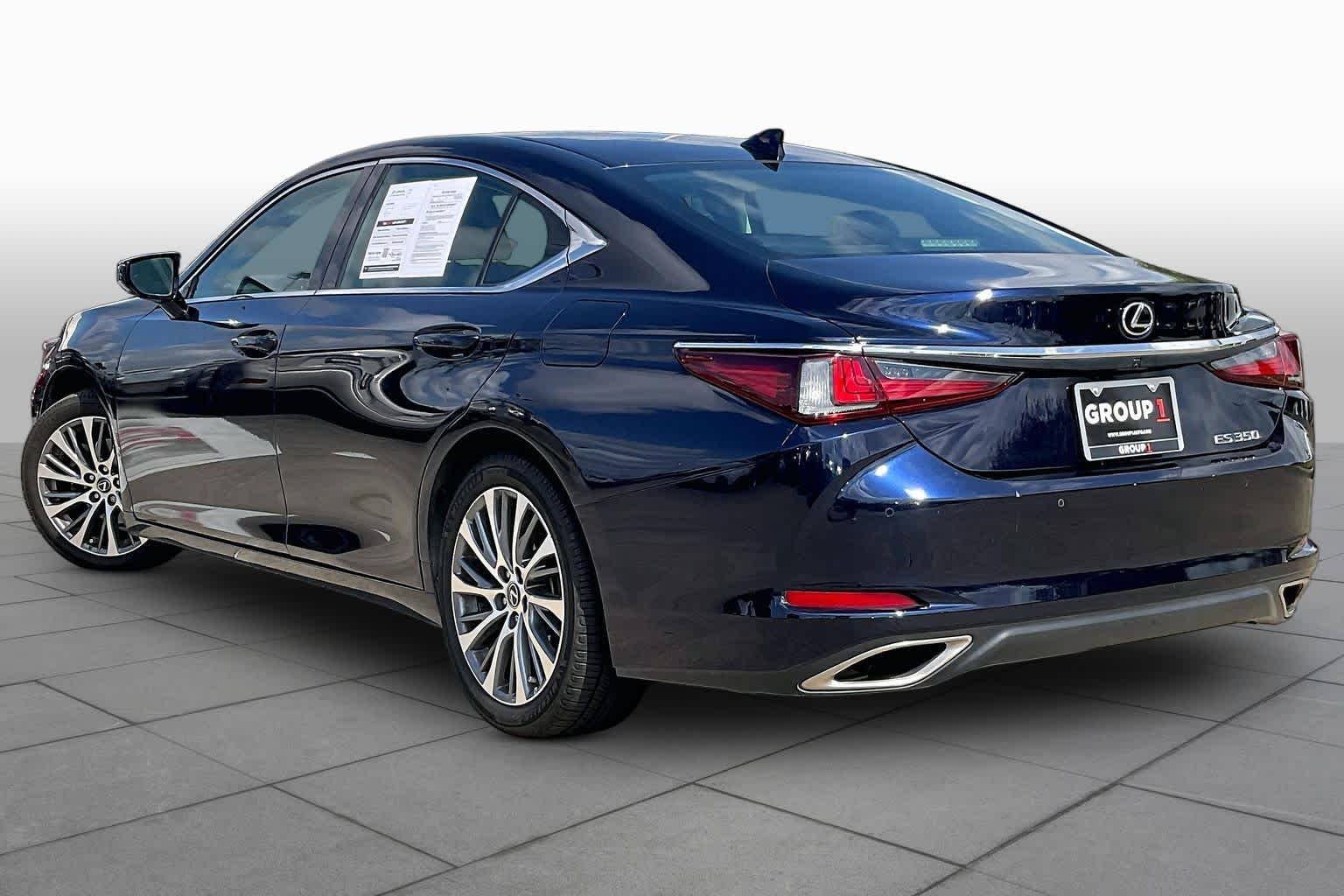 2020 Lexus ES 350 photo 10 of 34