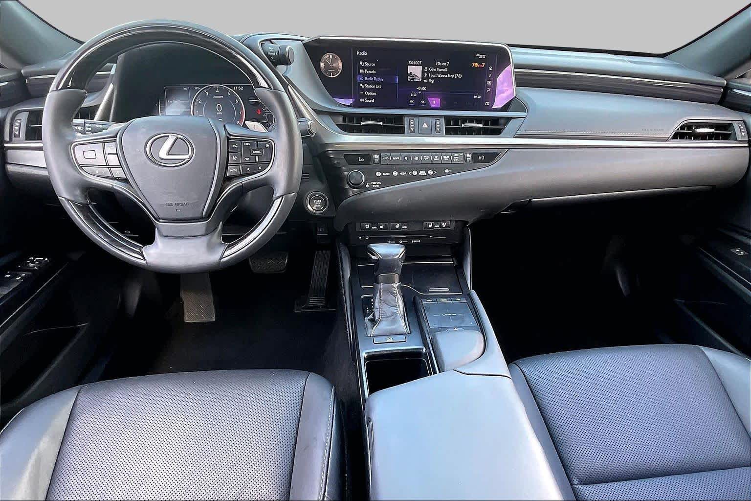 2020 Lexus ES 350 photo 13 of 34