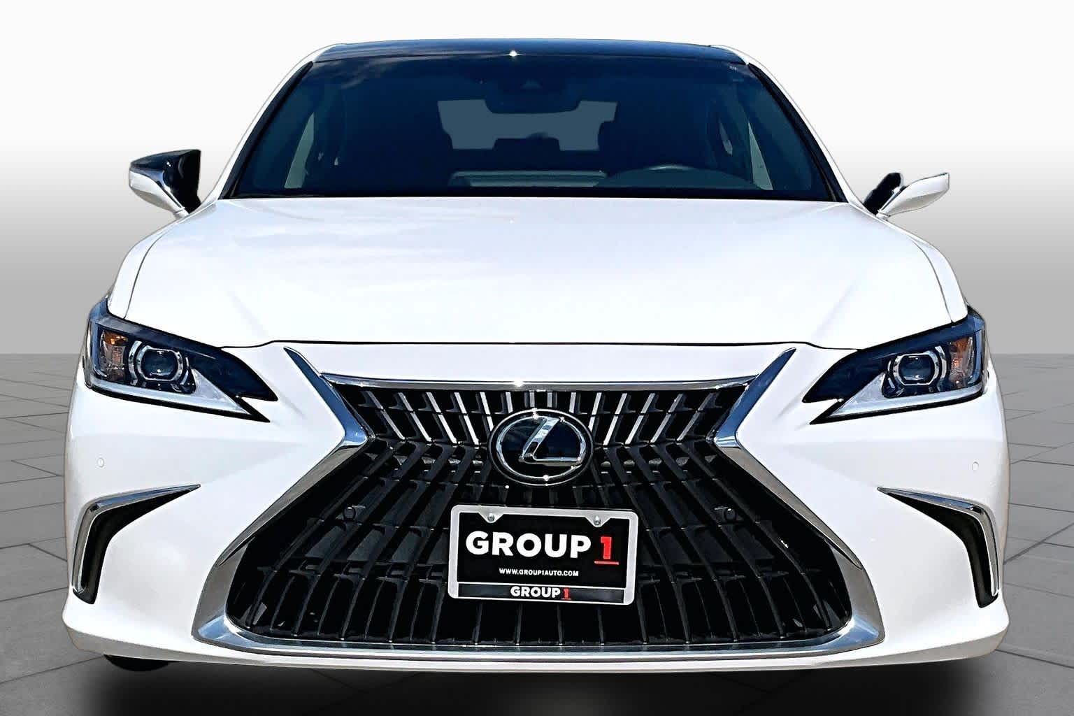 2023 Lexus ES 350 photo 4 of 34