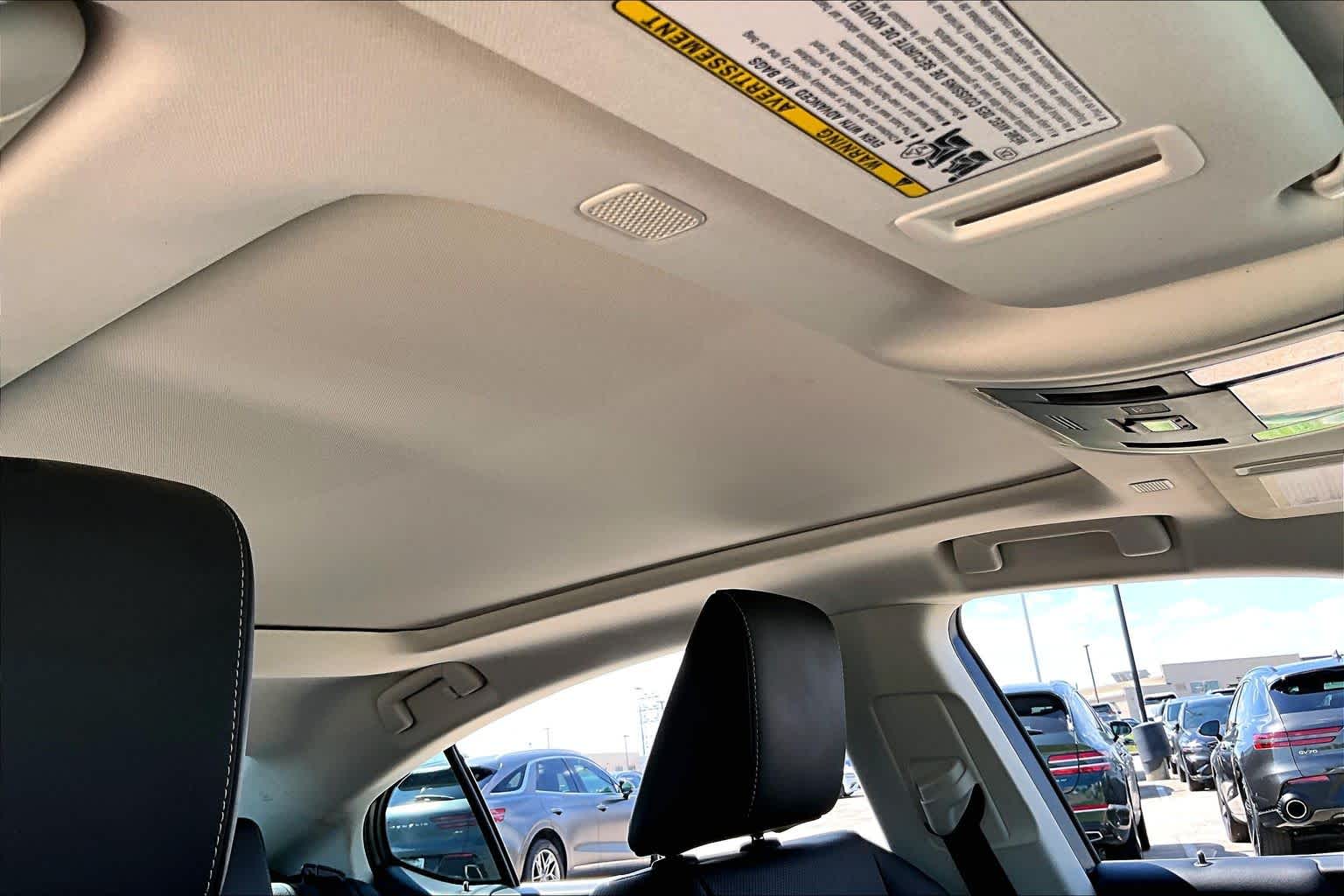 2023 Lexus ES 350 photo 12 of 34