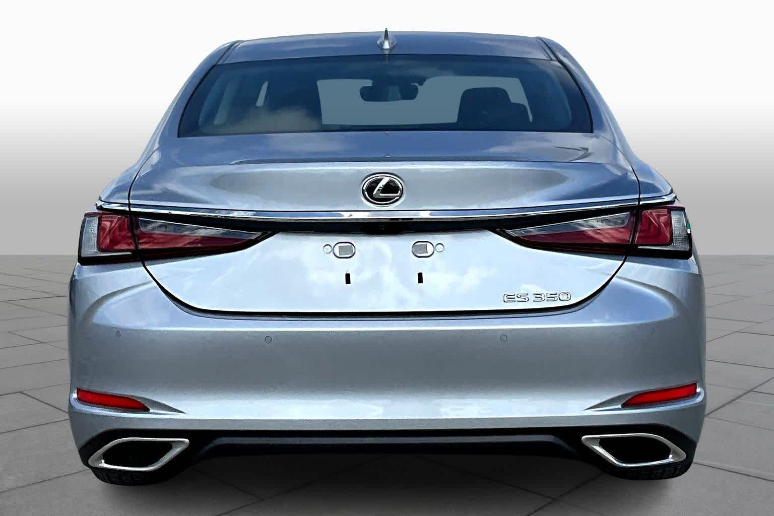 2025 Lexus ES  - 4