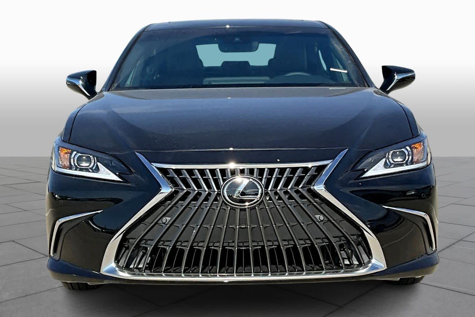 2025 Lexus ES  - 1