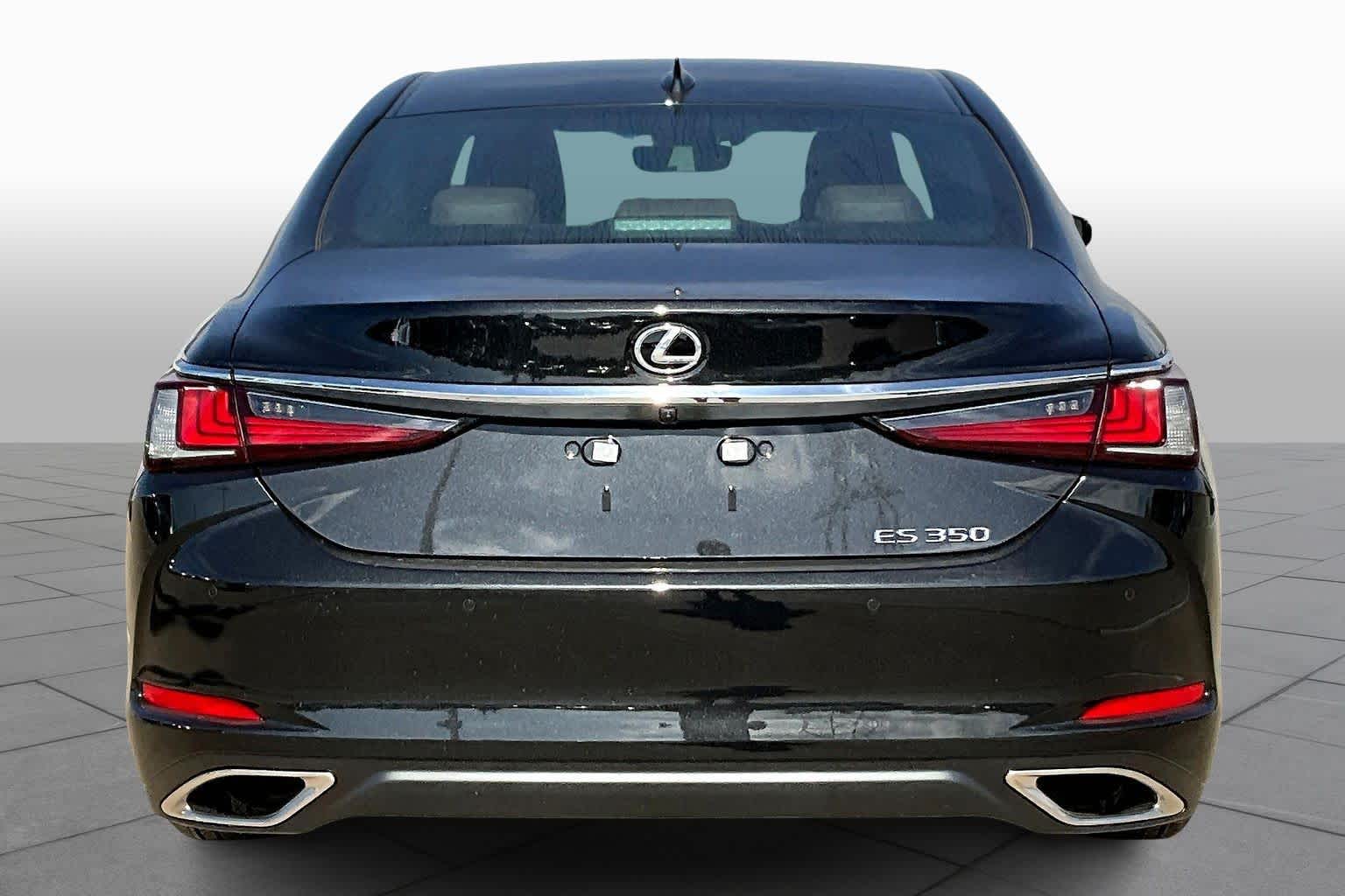 2025 Lexus ES  - 4