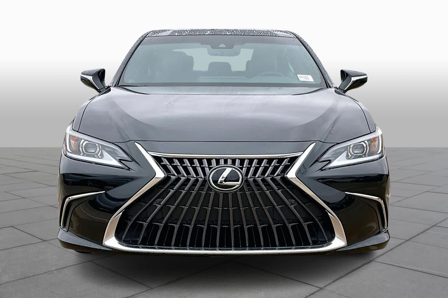 2025 Lexus ES  - 1