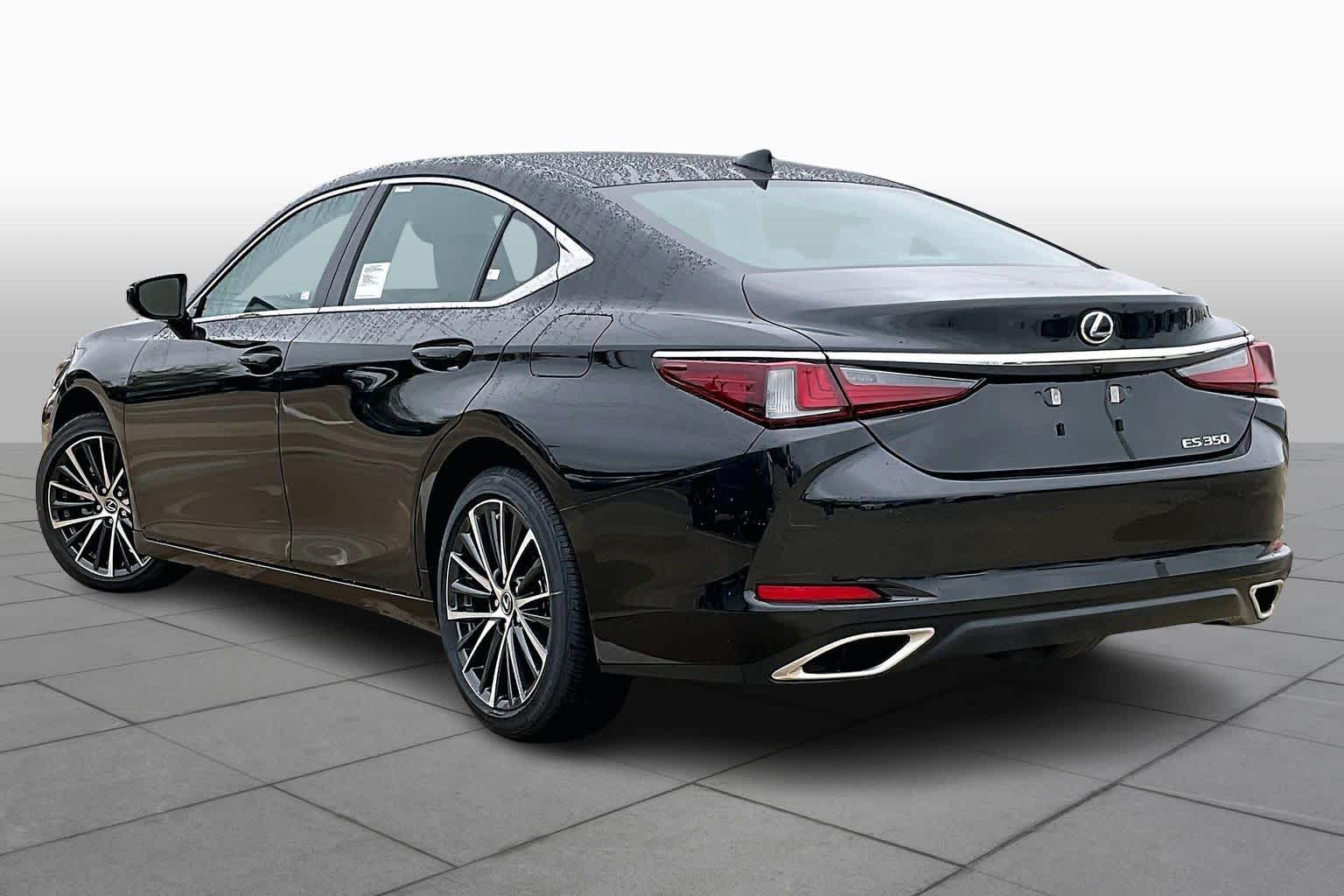 2025 Lexus ES  - 3