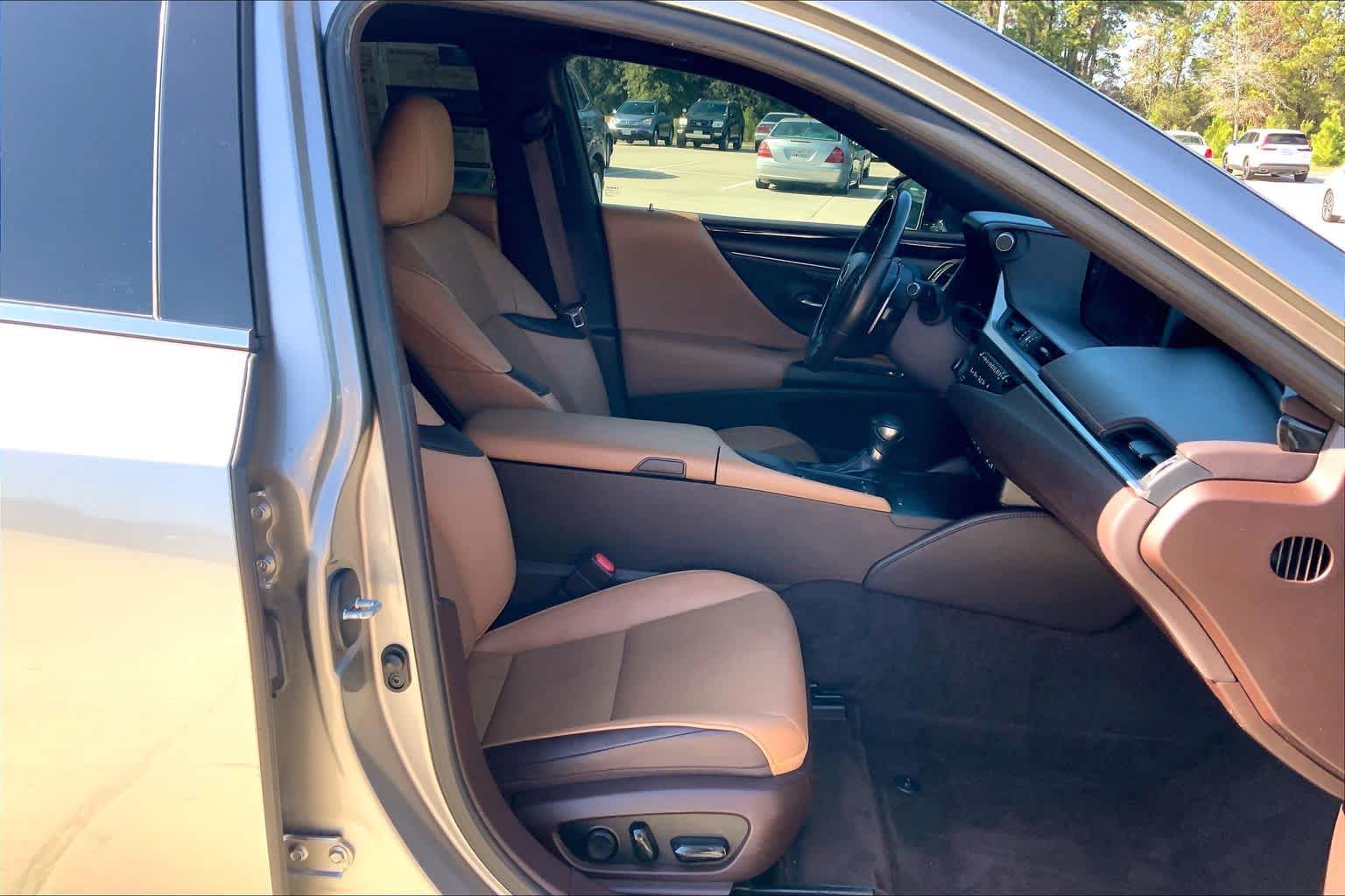 2020 Lexus ES  Atomic Silver at AutoNation USA Katy