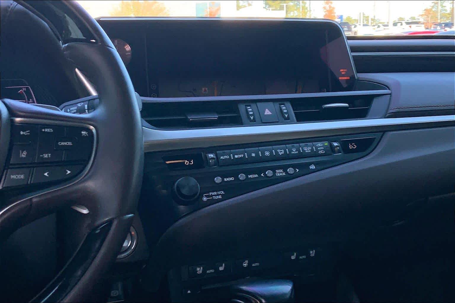 2020 Lexus ES  Atomic Silver at AutoNation USA Katy