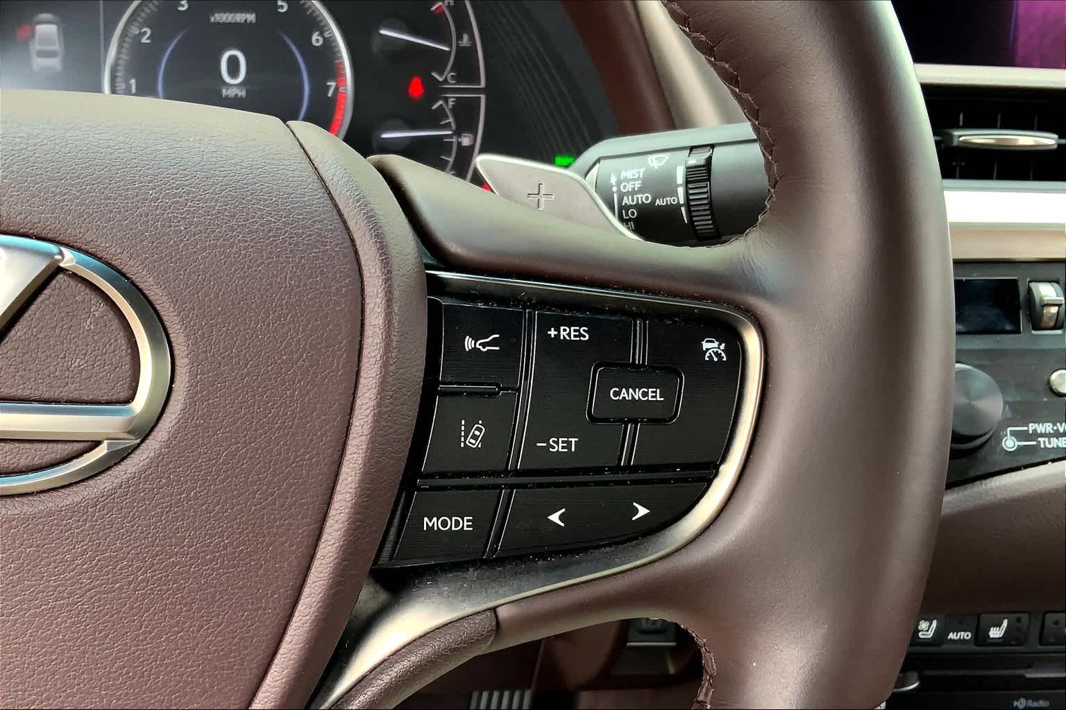 2020 Lexus ES  Atomic Silver at AutoNation USA Katy