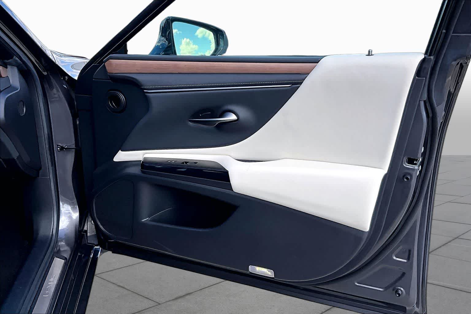 2025 Lexus ES 350  Cloudburst Gray at Lexus Southwest Houston