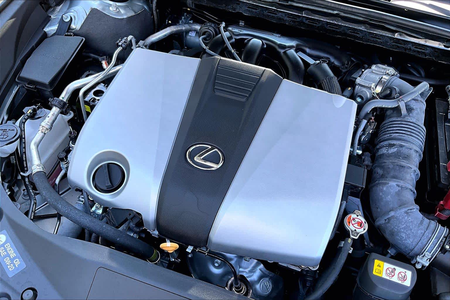 2025 Lexus ES 350 photo 30 of 34