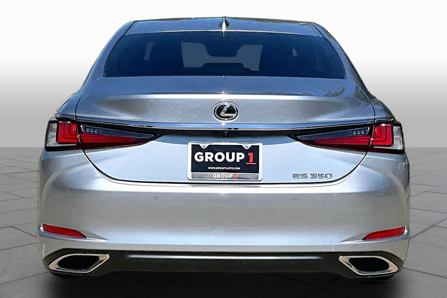 2025 Lexus ES 350 photo 5 of 34