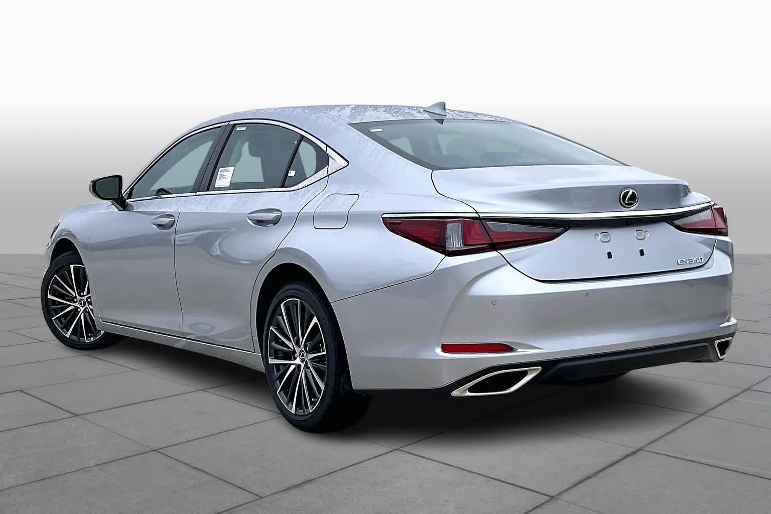 2025 Lexus ES  - 3