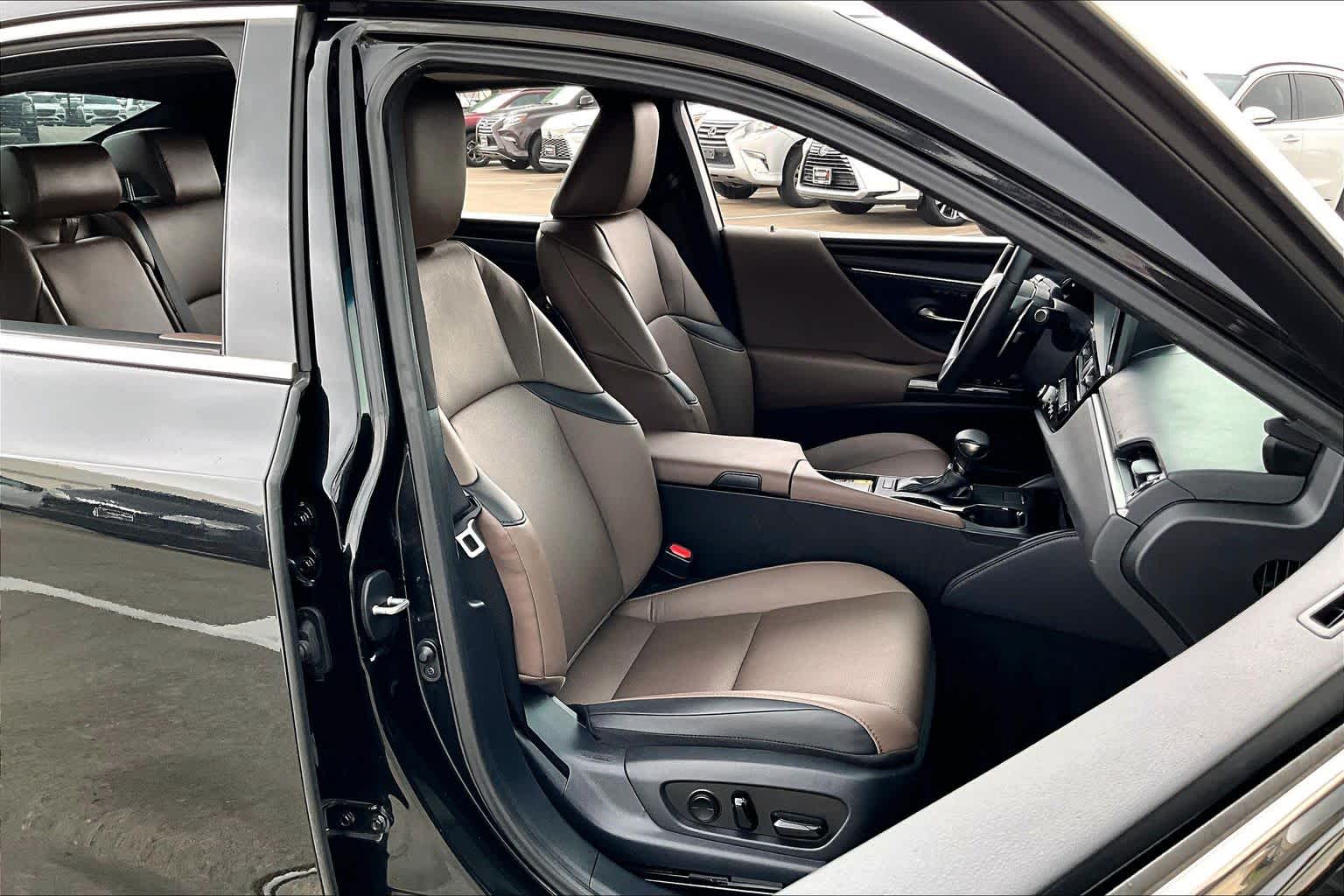 2024 Lexus ES 350  Caviar at Lexus Southwest Houston