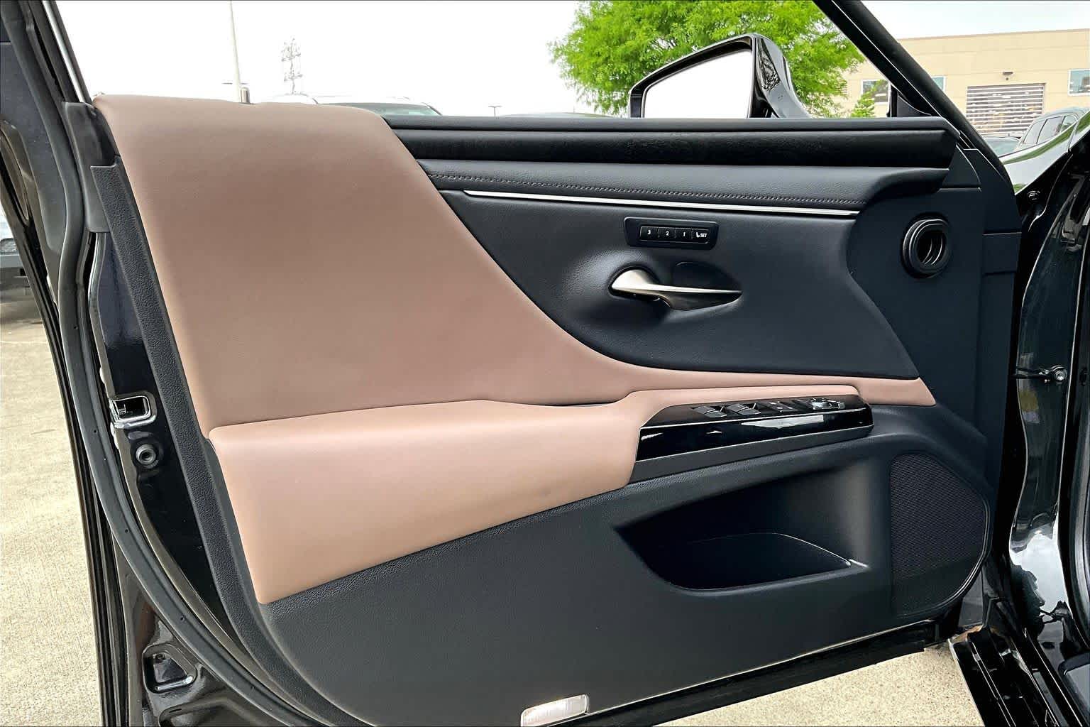 2024 Lexus ES 350  Caviar at Lexus Southwest Houston