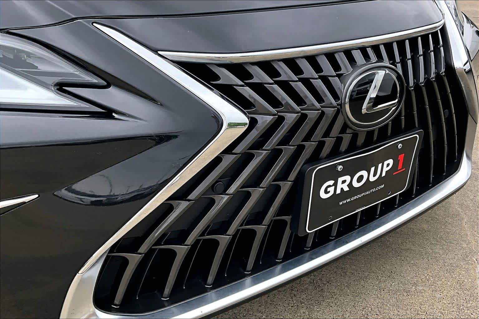 2024 Lexus ES 350  Caviar at Lexus Southwest Houston