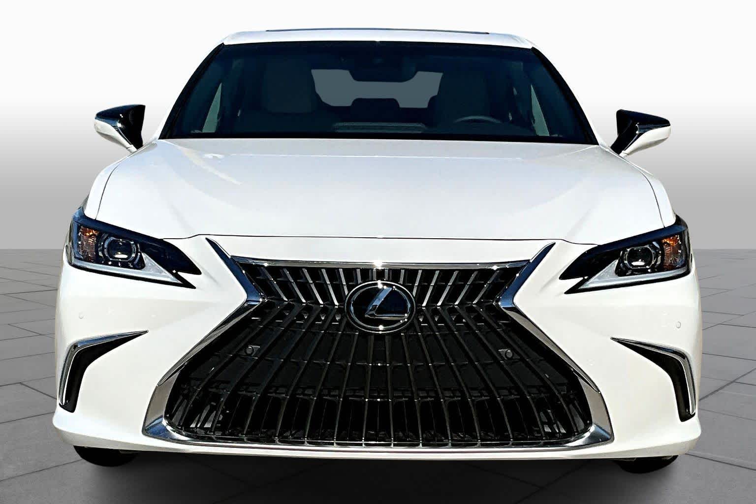 2025 Lexus ES  - 1