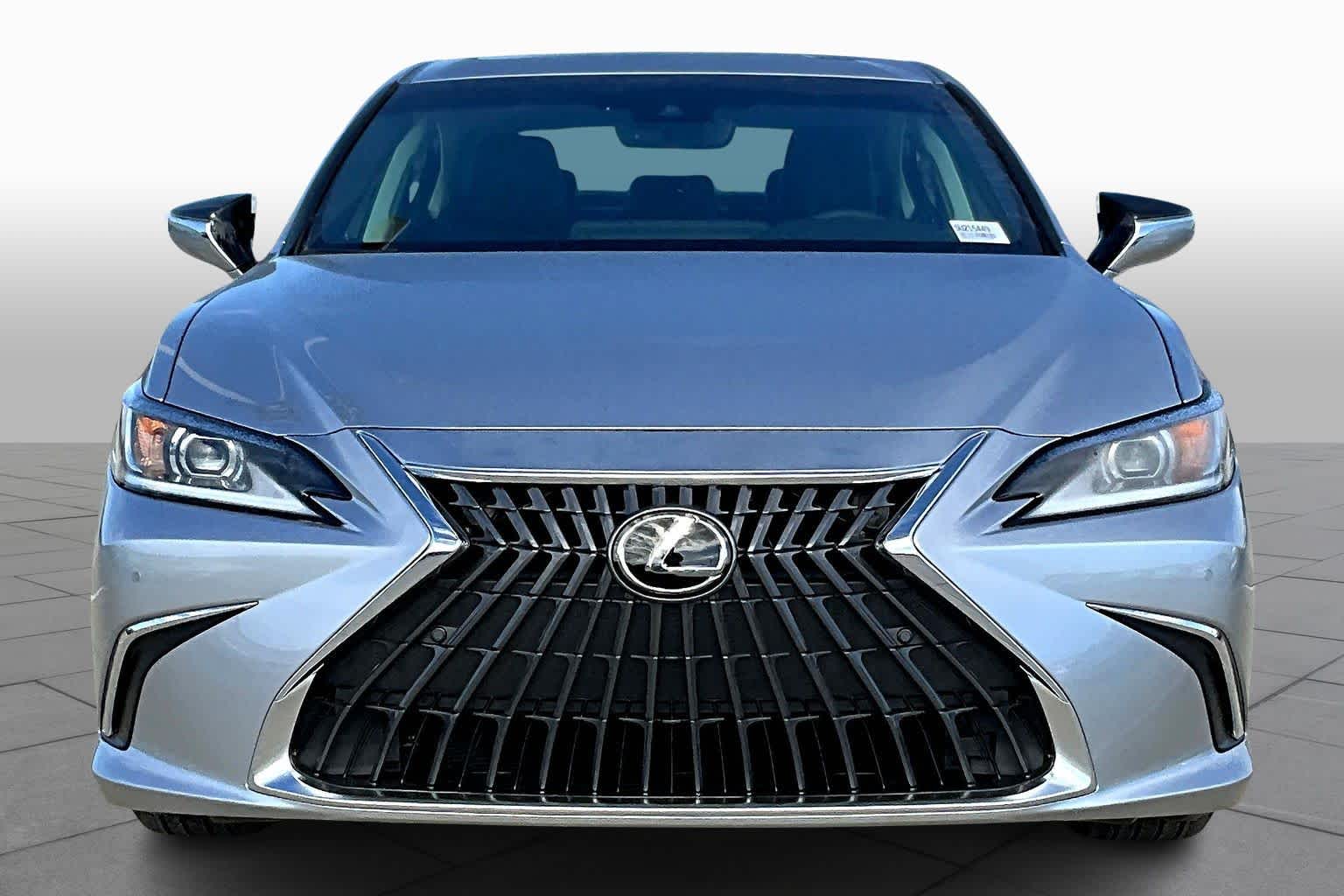 2025 Lexus ES  - 1