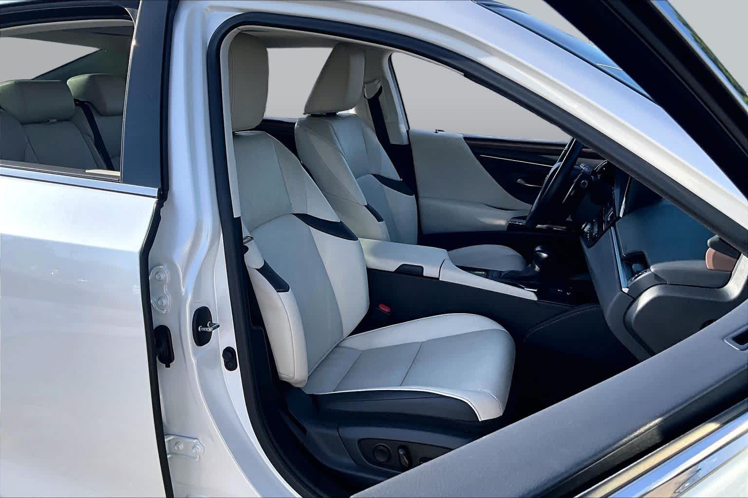 2024 Lexus ES 350  Eminent White Pearl at Lexus Southwest Houston
