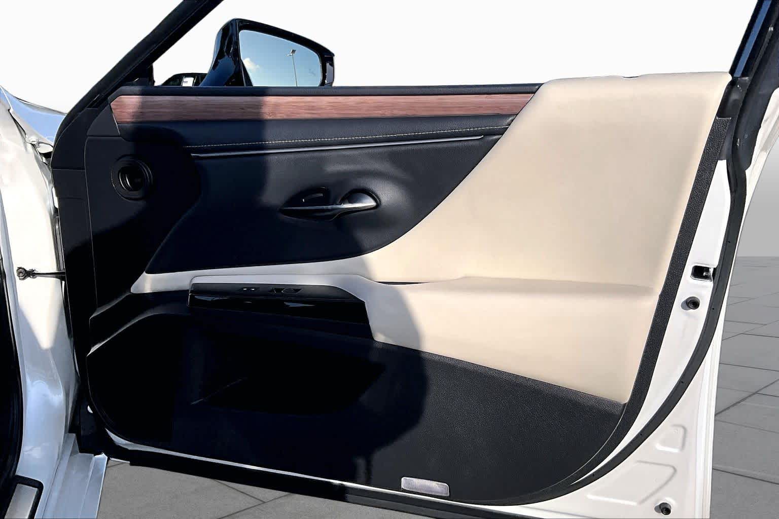 2024 Lexus ES 350  Eminent White Pearl at Lexus Southwest Houston