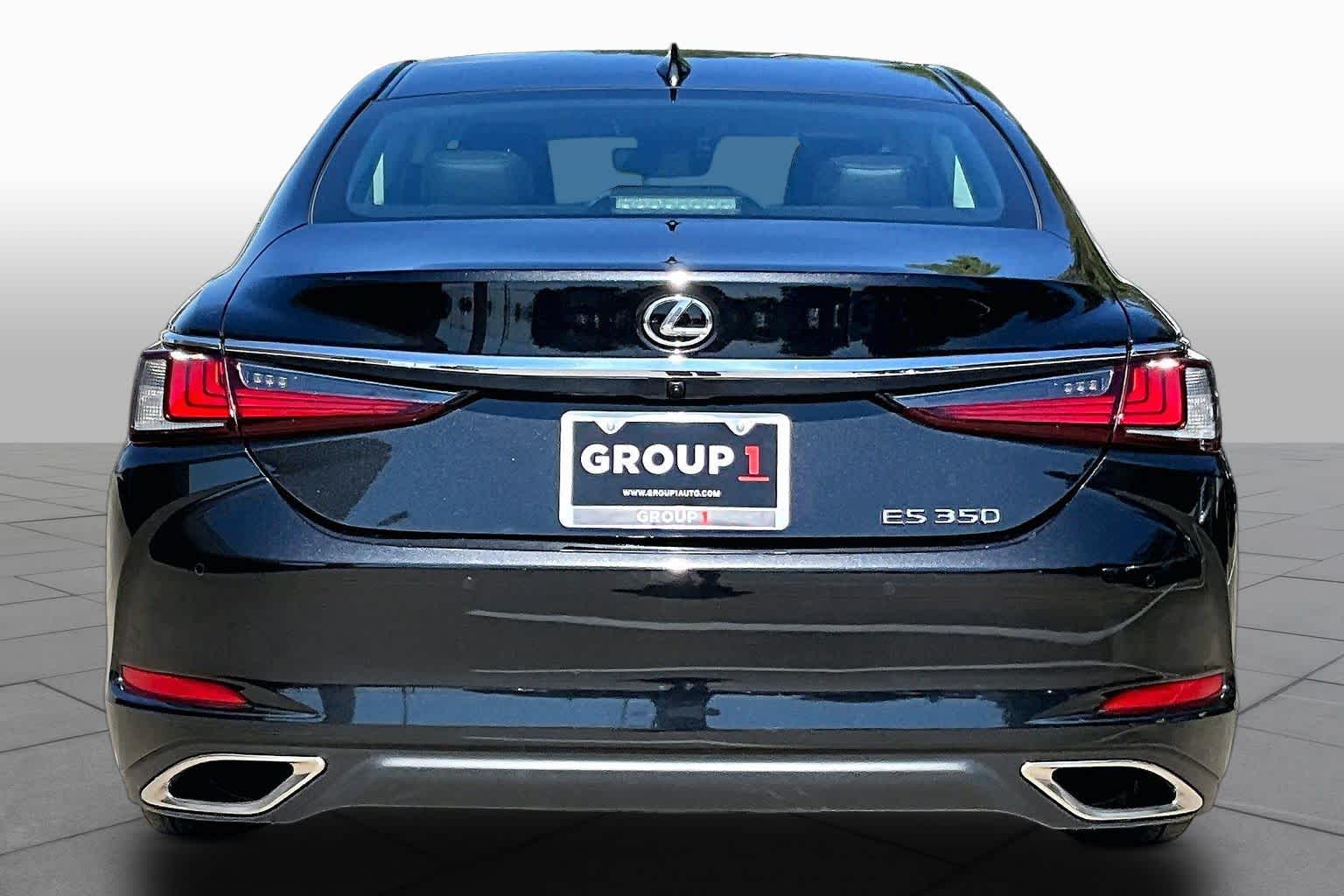 2025 Lexus ES 350 photo 5 of 34