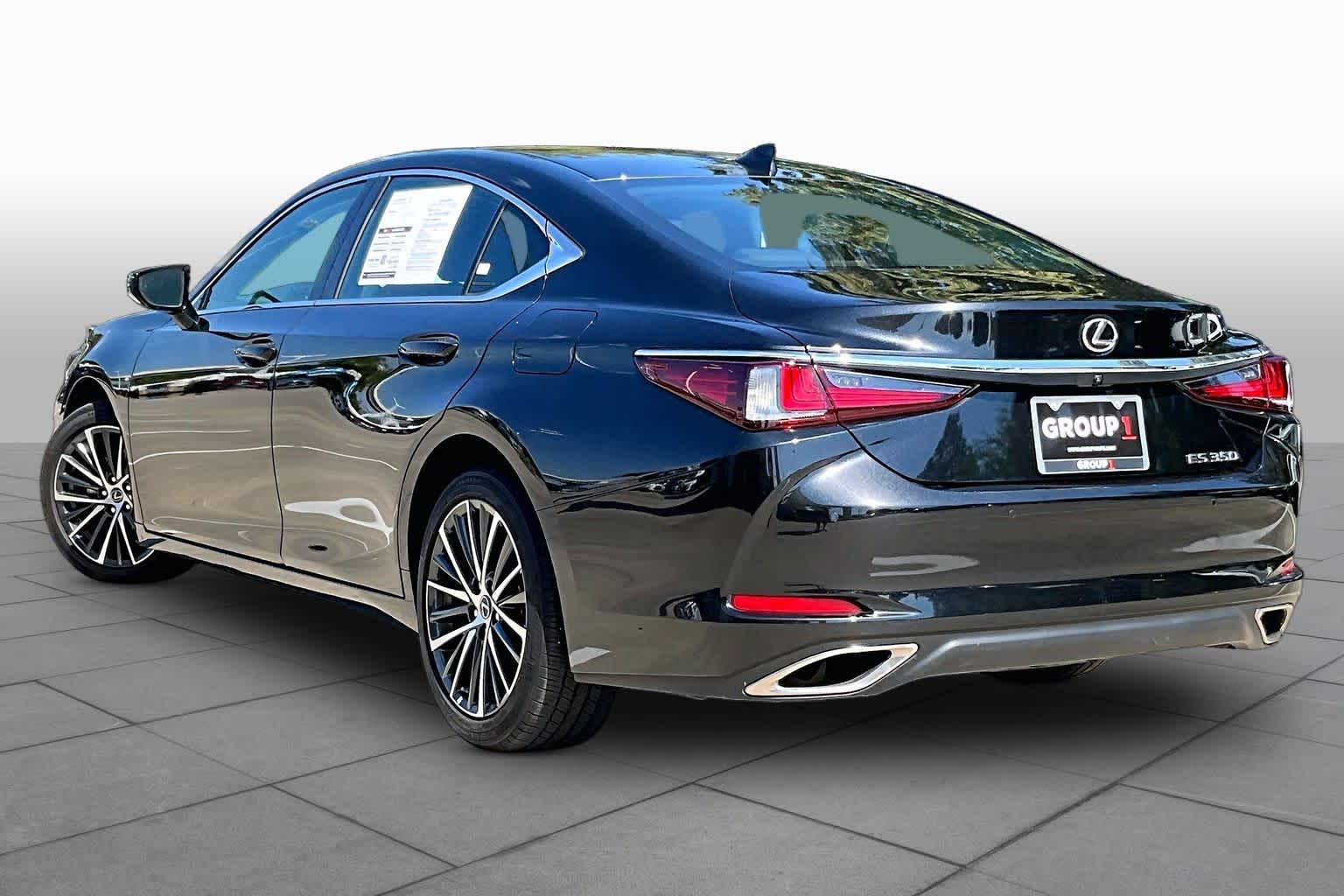 2025 Lexus ES 350 photo 10 of 34