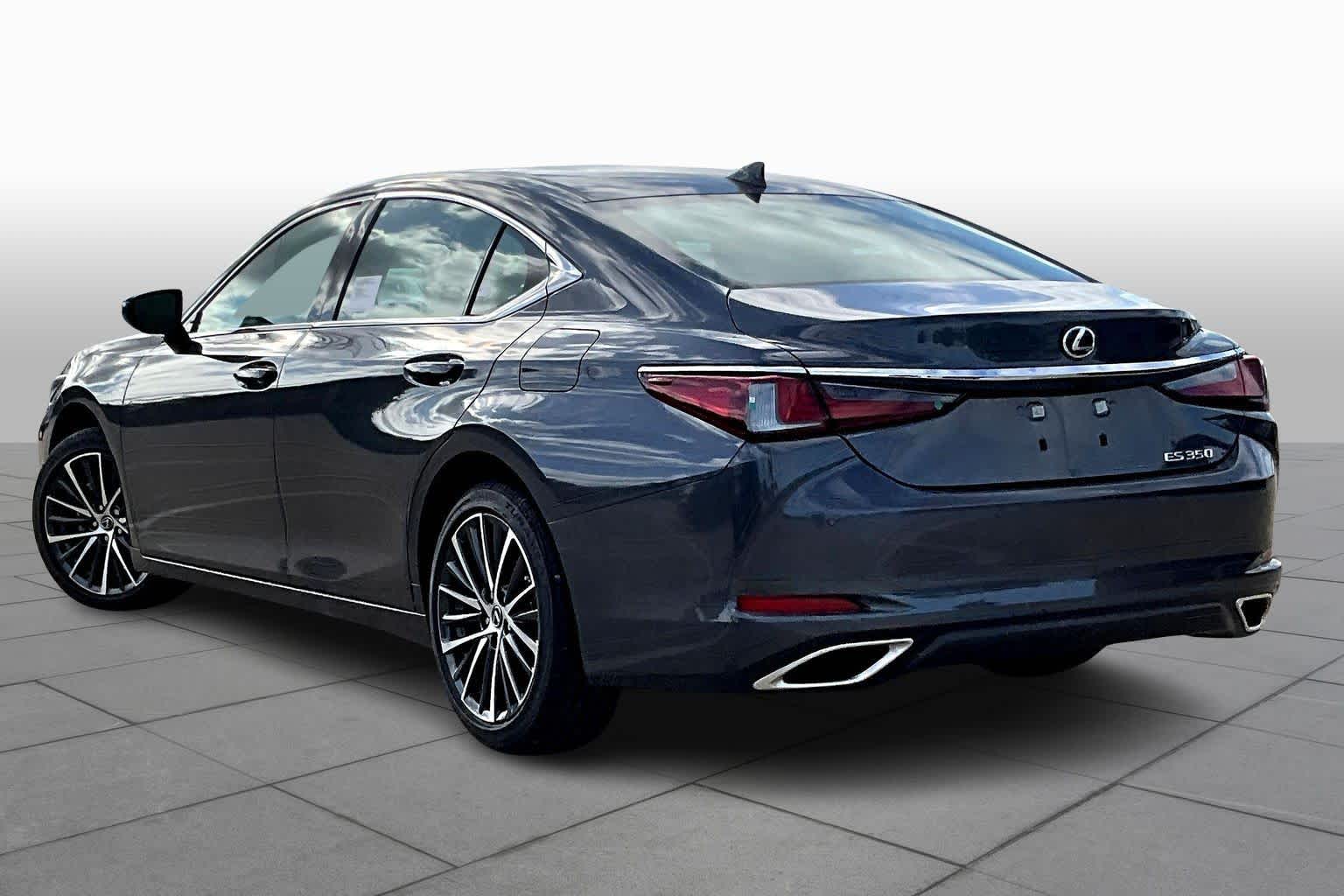 2025 Lexus ES  - 3