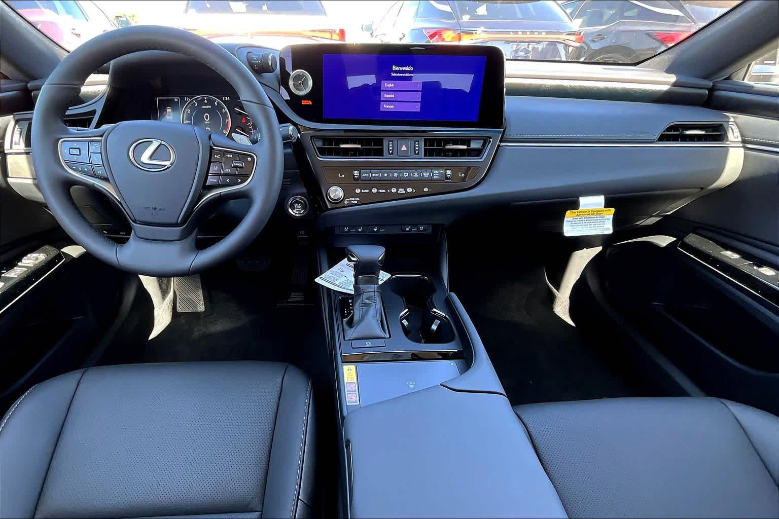 2025 Lexus ES  - 7