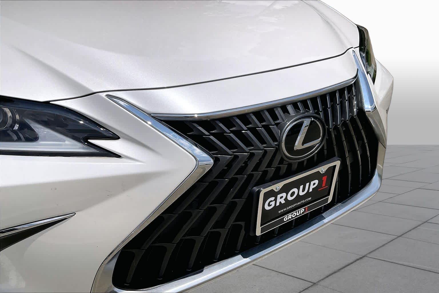2025 Lexus ES 350  Eminent White Pearl at Lexus Southwest Houston