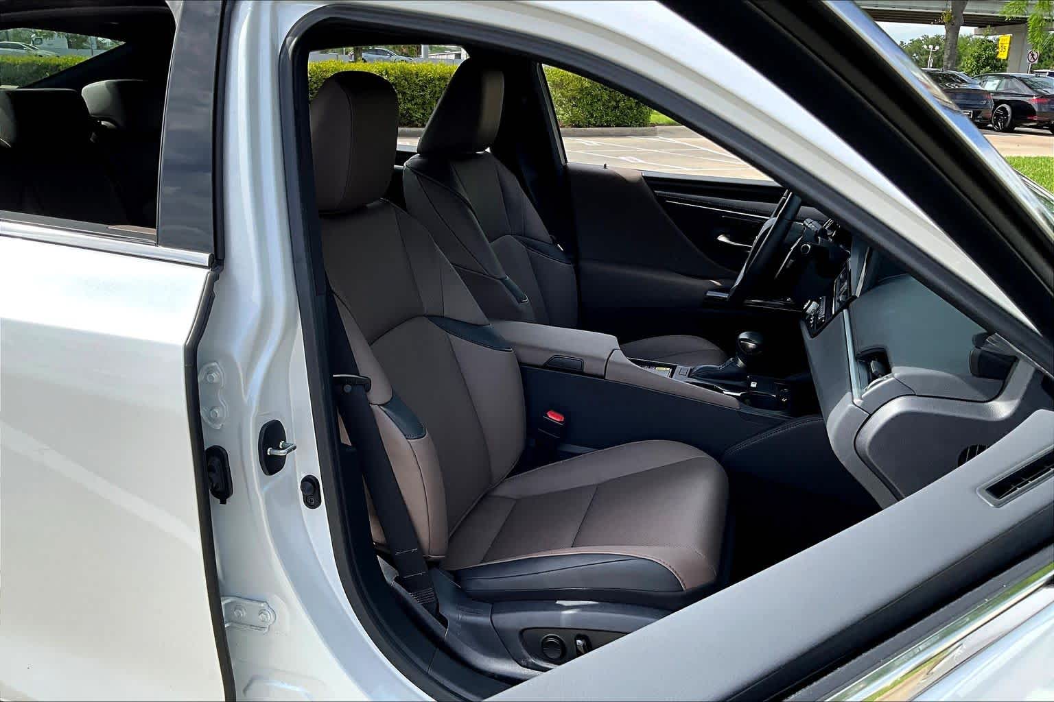 2025 Lexus ES 350  Eminent White Pearl at Lexus Southwest Houston