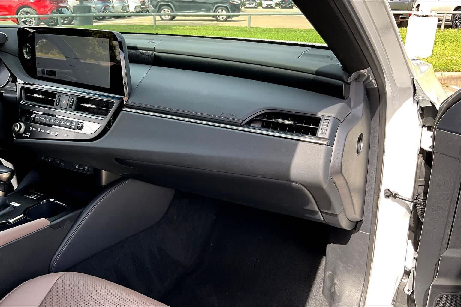 2025 Lexus ES 350  Eminent White Pearl at Lexus Southwest Houston