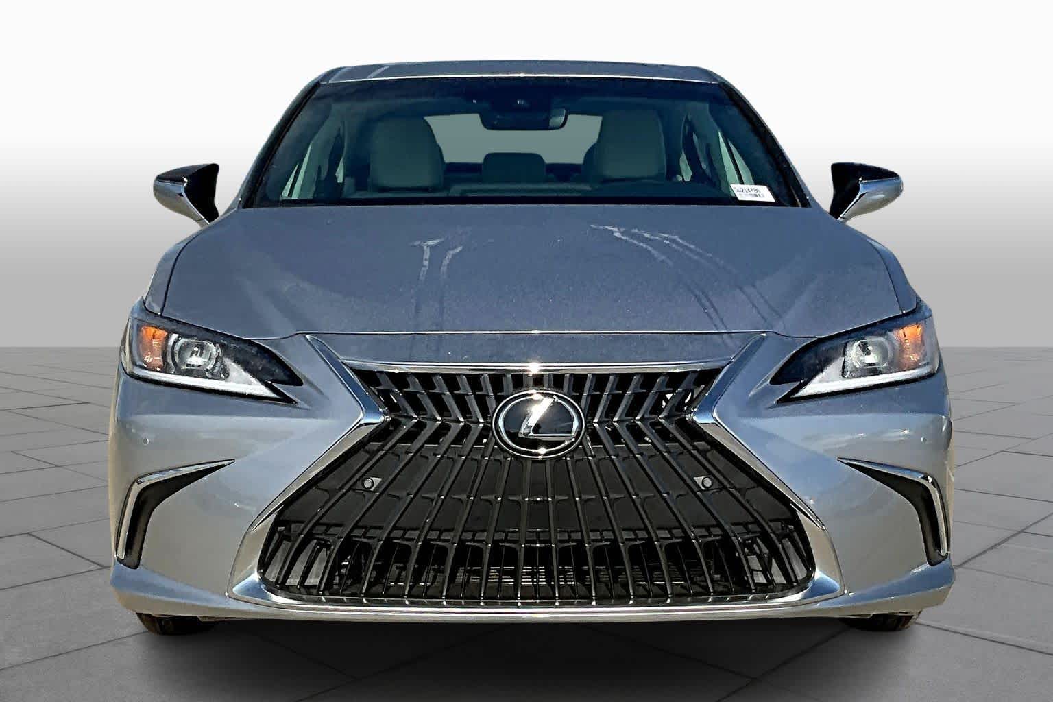 2025 Lexus ES  - 1