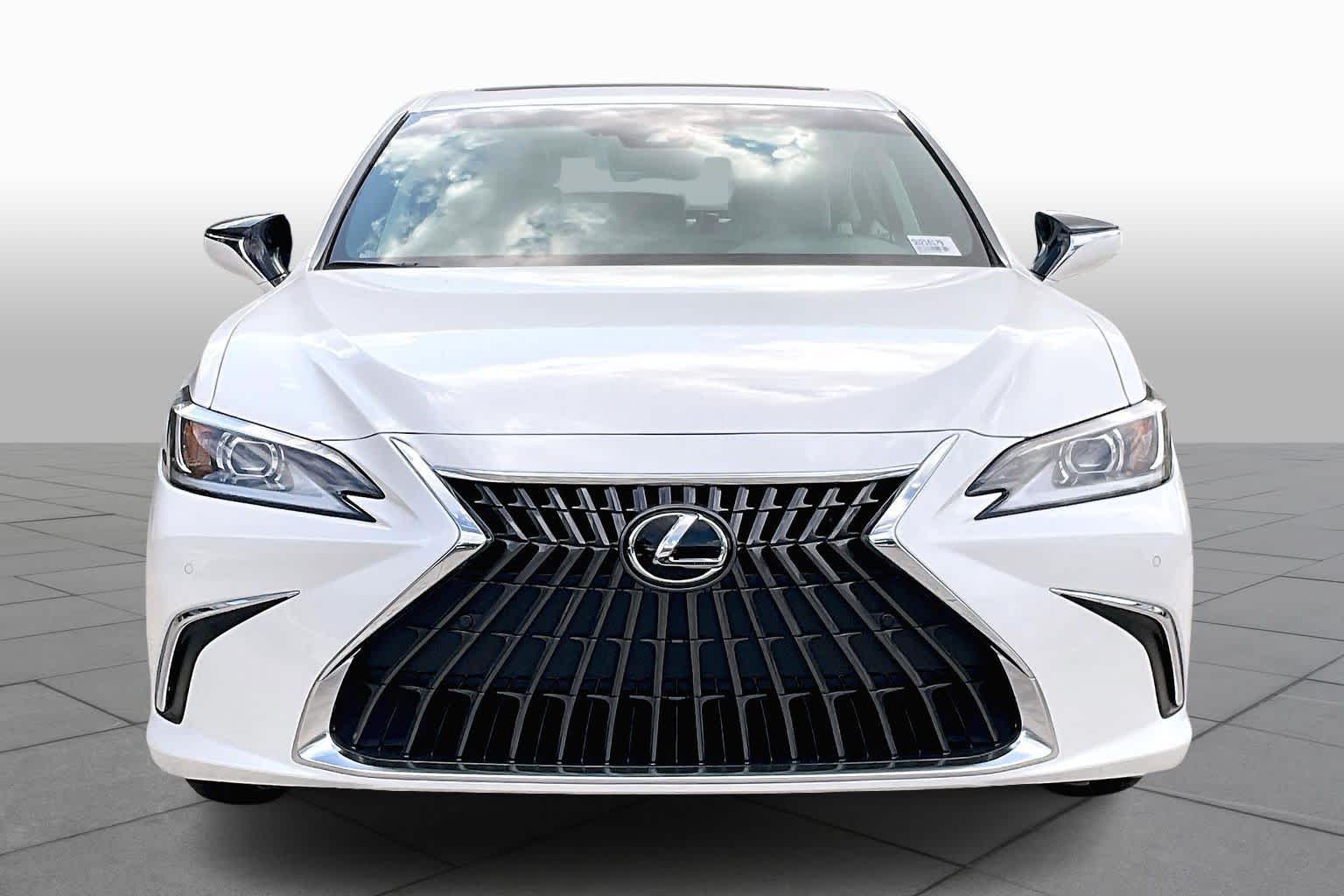 2025 Lexus ES  - 1