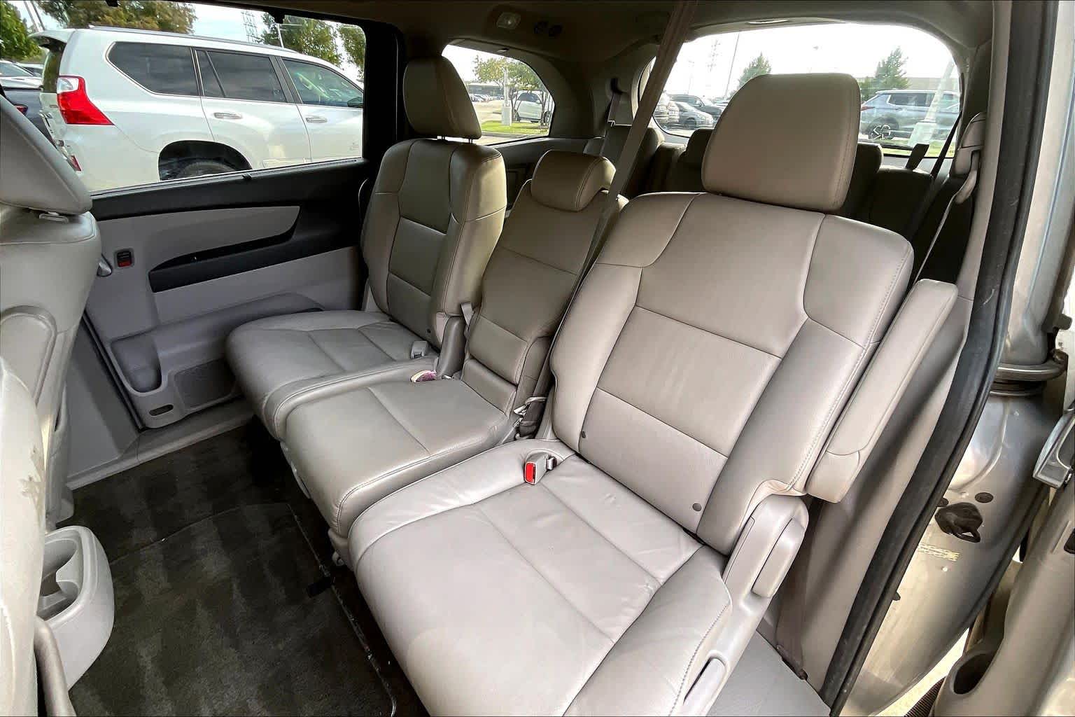 2015 Honda Odyssey EX-L Alabaster Silver Metallic at AutoNation USA Katy