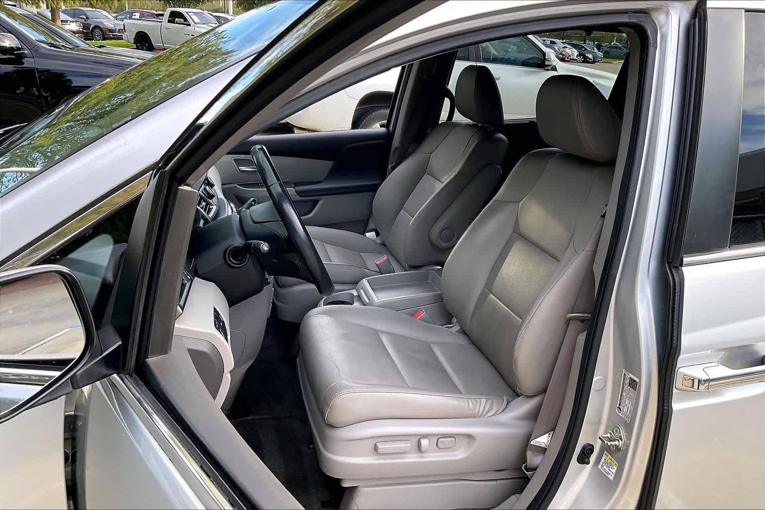 2015 Honda Odyssey EX-L Alabaster Silver Metallic at AutoNation USA Katy