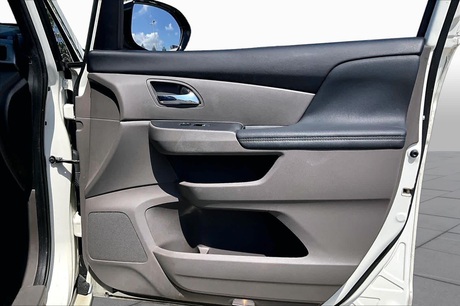 2016 Honda Odyssey Touring White Diamond Pearl at AutoNation Toyota Gulf Fwy