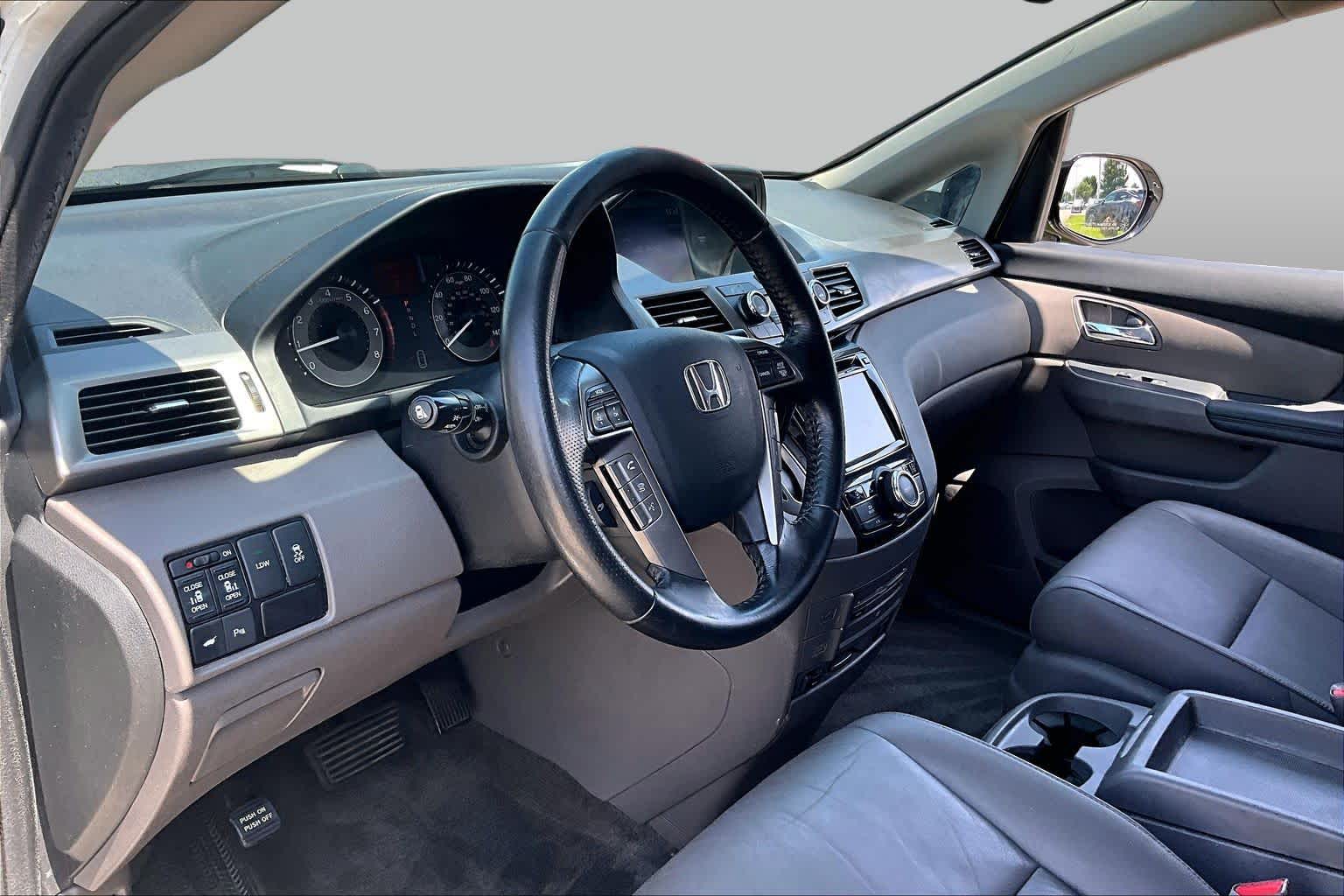 2016 Honda Odyssey Touring White Diamond Pearl at AutoNation Toyota Gulf Fwy