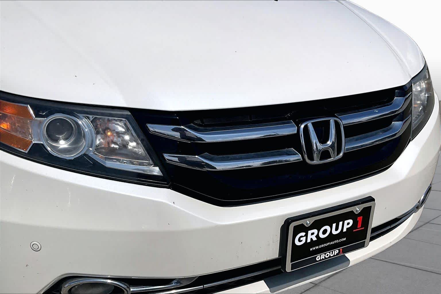 2016 Honda Odyssey Touring White Diamond Pearl at AutoNation Toyota Gulf Fwy