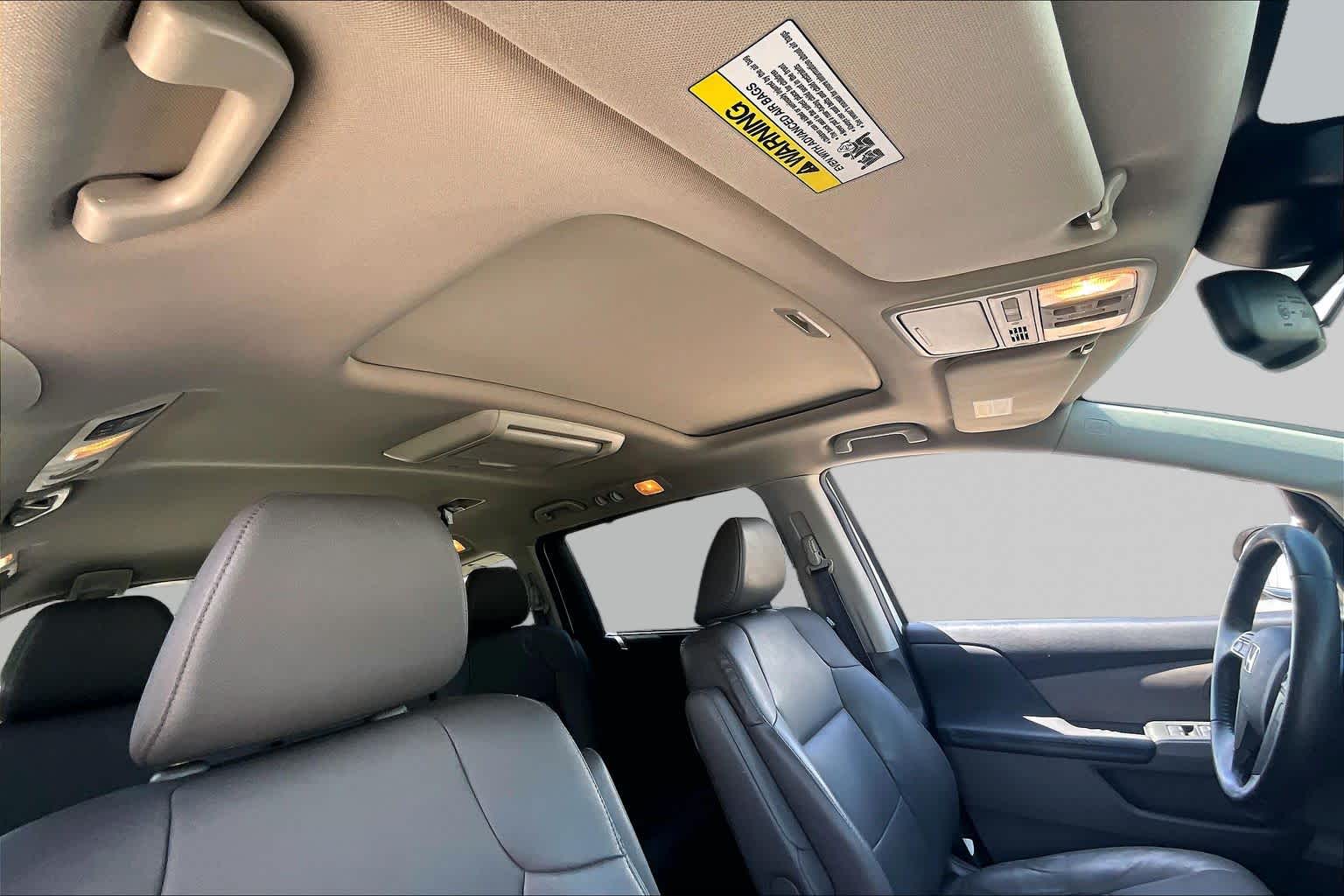 2016 Honda Odyssey Touring White Diamond Pearl at AutoNation Toyota Gulf Fwy