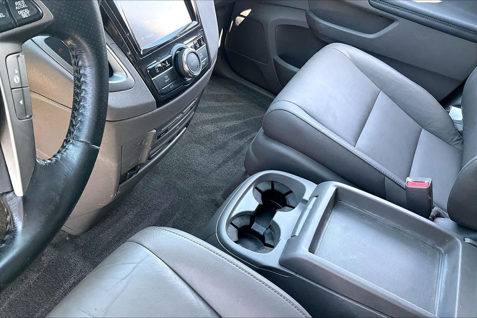 2016 Honda Odyssey Touring White Diamond Pearl at AutoNation Toyota Gulf Fwy