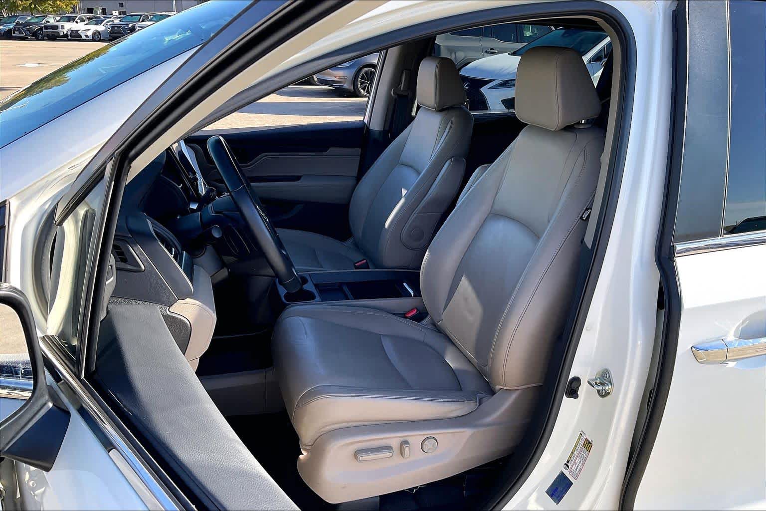 2019 Honda Odyssey EX-L White Diamond Pearl at Honda of Clear Lake