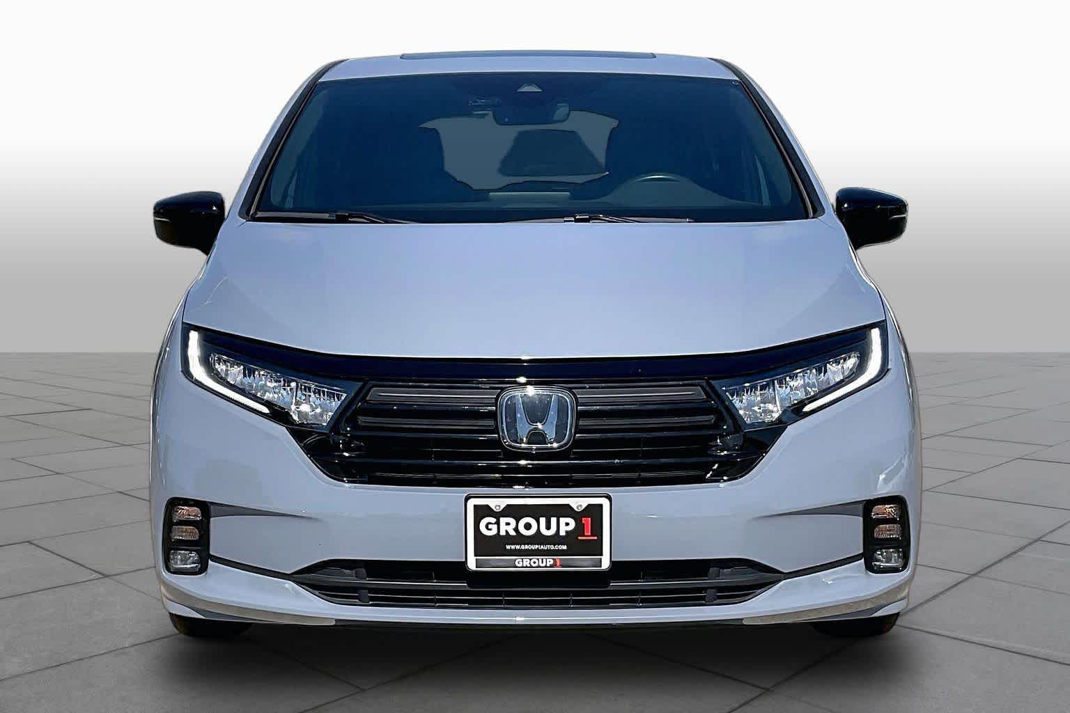 2023 Honda Odyssey photo 4 of 35
