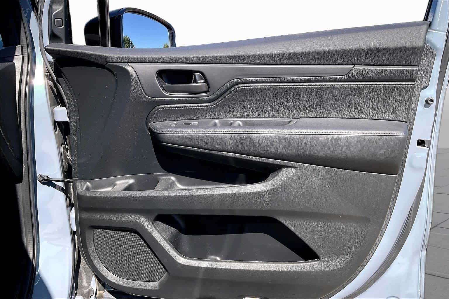 2023 Honda Odyssey photo 21 of 35